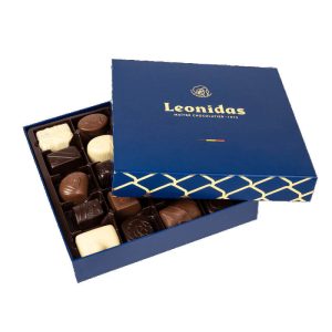 Χάρτινο κουτί τετράγωνο μπλέ (HERITAGE M) με 320γρ σοκολατάκια (20 τεμάχια) Leonidas