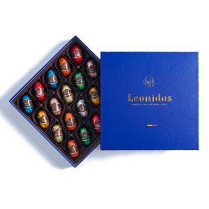 Χάρτινο κουτί τετράγωνο μπλέ με 320γρ Pure Liquer (σοκολατάκια υγείας με λικέρ) Leonidas
